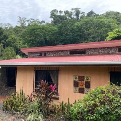 Great private vacation home – Jungle views for sale